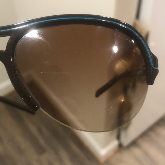 Ralph Lauren sunglasses - Picture 5 of 6